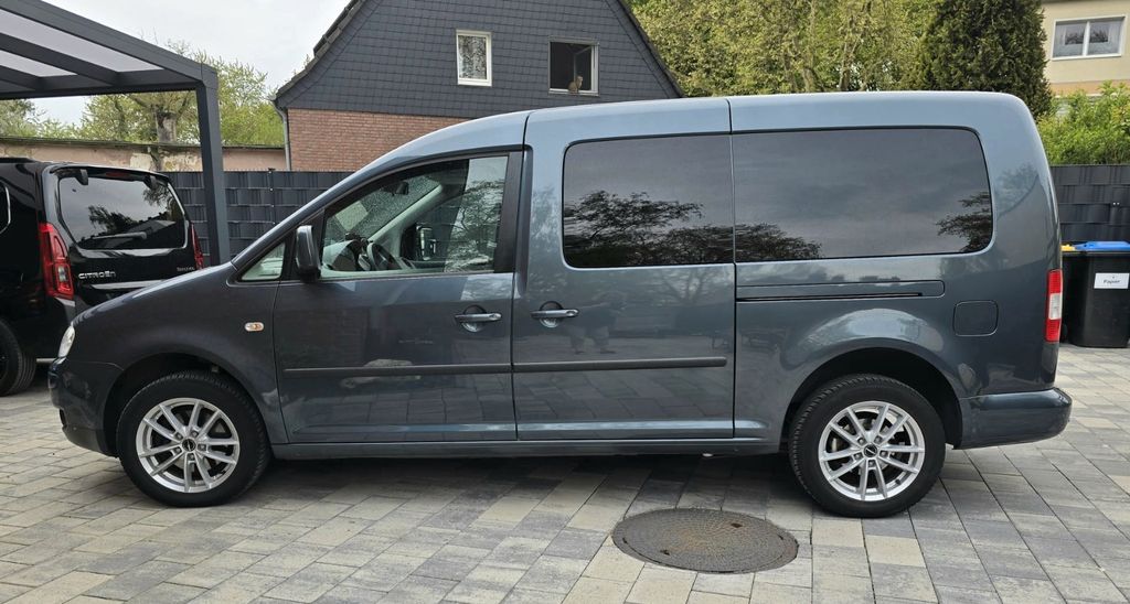 VW Caddy Maxi 196.000 km 7.490 &euro; Duisburg 47138