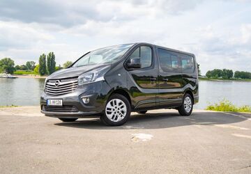 Opel Vivaro 118.000 km 18.900 &euro; Düsseldorf 40489