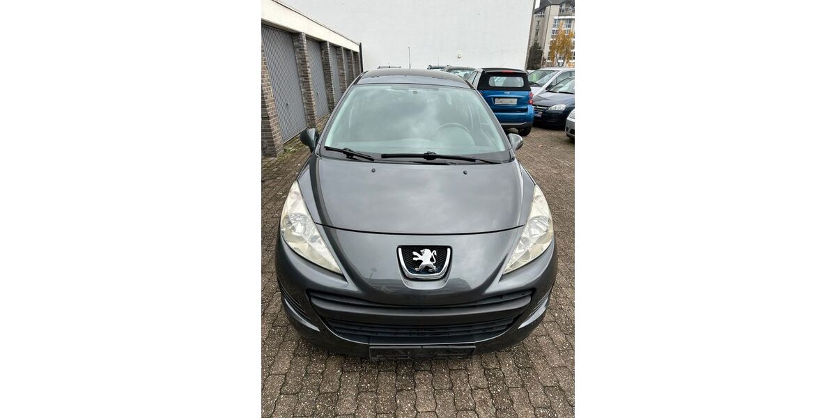 Peugeot 207 108.022 km 2.790 &euro; Mönchengladbach 41239