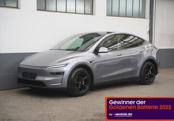 Tesla Model Y 14.698 km 49.550 &euro; Mönchengladbach 41236