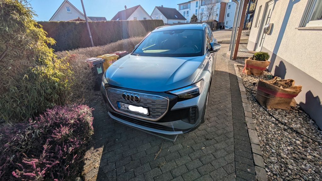 Audi Q4 e-tron 59.000 km 33.900 &euro; Remscheid 42855