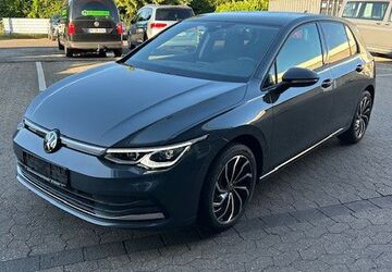 VW Golf 13.451 km 28.350 &euro; Düsseldorf 40472