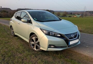 Nissan Leaf 87.000 km 9.998 &euro; Remscheid 42897