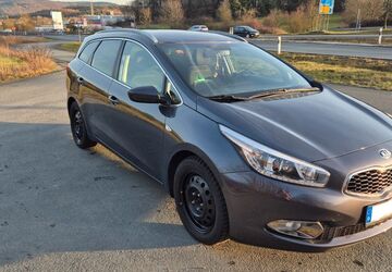 Kia ceed / Ceed 156.500 km 8.699 &euro; Neuss 41472