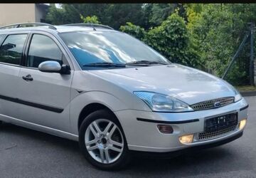 Ford Focus 124.000 km 3.500 &euro; Mönchengladbach 41066