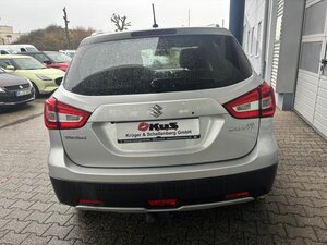 Suzuki SX4 S-Cross 1.0 AT Comfort +Navi+BT+Sitzhzg+Key+ 48.552 km 15.998 &euro; Meerbusch 40667
