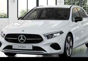 Mercedes-Benz A 180 9.900 km 28.490 &euro; Düsseldorf 40470