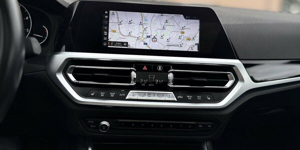 BMW 320d Advantage / Schiebedach / Navi / Keyless 94.000 km 26.290 &euro; Mönchengladbach 41066