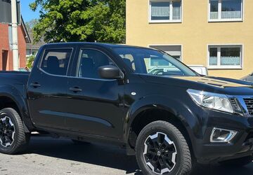 Nissan Navara 117.500 km 22.480 &euro; Solingen 42697