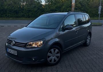 VW Touran 198.000 km 4.600 &euro; Düsseldorf 40595