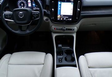 Volvo XC40 124.000 km 22.940 &euro; Düsseldorf 40468