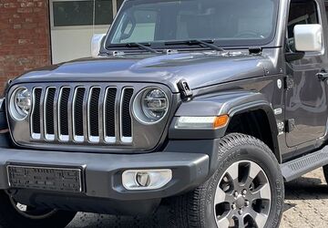 Jeep Wrangler 167.372 km 28.990 &euro; Düsseldorf 40599