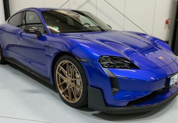 Porsche Taycan 9.950 km 184.889 &euro; Haan 42781