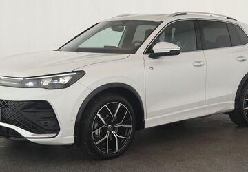 VW Tiguan 24.900 km 40.584 &euro; Düsseldorf 40233