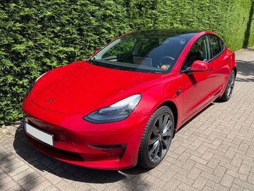 Gebrauchte Tesla Model 3