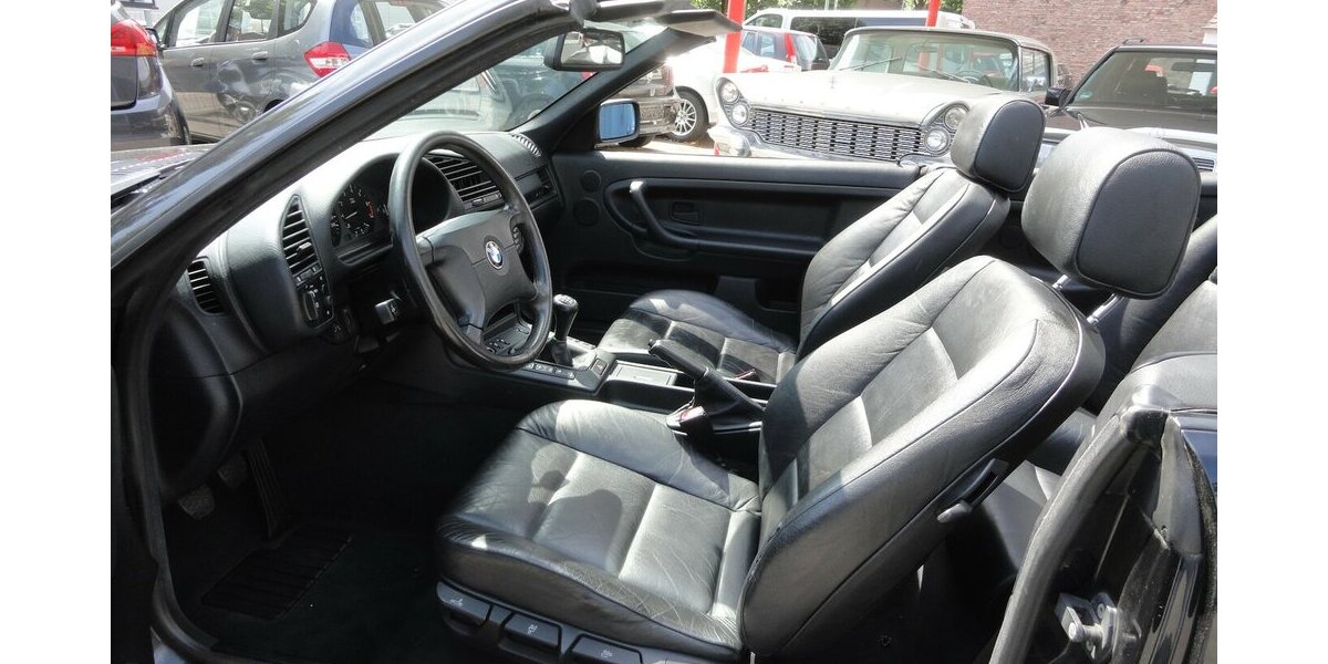 BMW 318i Exclusiv Edition Klimatr.Leder SHZ PDC 220.000 km 5.900 &euro; Neuss 41462