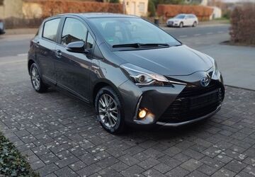 Toyota Yaris 112.000 km 11.400 &euro; Krefeld 47807