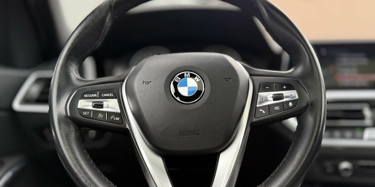 BMW 320d Advantage / Schiebedach / Navi / Keyless 94.000 km 26.290 &euro; Mönchengladbach 41066