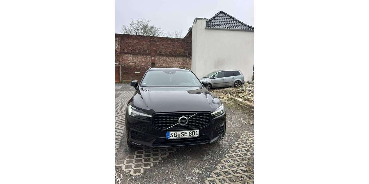 Volvo XC60 61.000 km 32.500 &euro; Solingen 42659