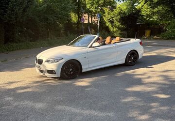 BMW 220 180.000 km 18.399 &euro; Düsseldorf 40470
