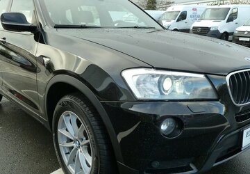 BMW X3 2.0 D x drive Autom. Pano Leder Lachschäden 313.000 km 7.900 &euro; Ratingen 40885