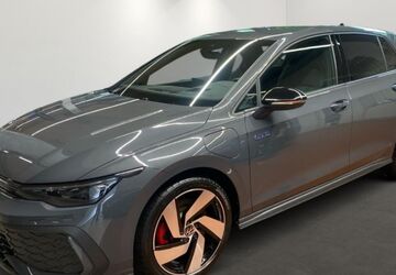 VW Golf 1.168 km 34.990 &euro; Düsseldorf 40233