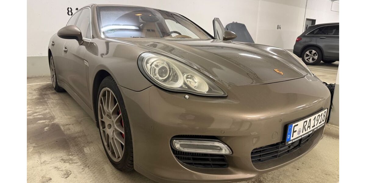 Porsche Panamera 150.000 km 21.500 &euro; Düsseldorf 40229