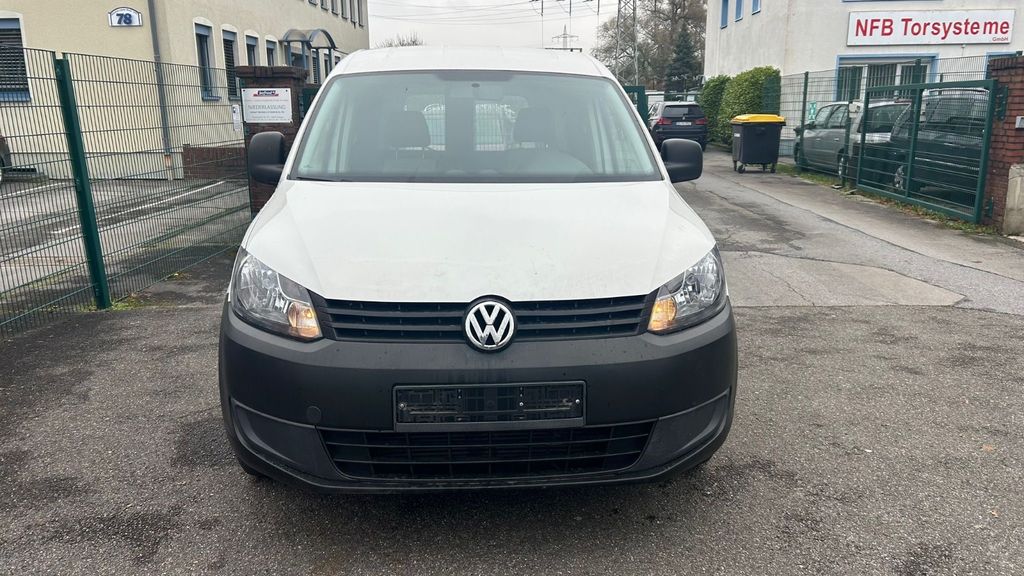 VW Caddy 157.000 km 5.700 &euro; Ratingen 40889