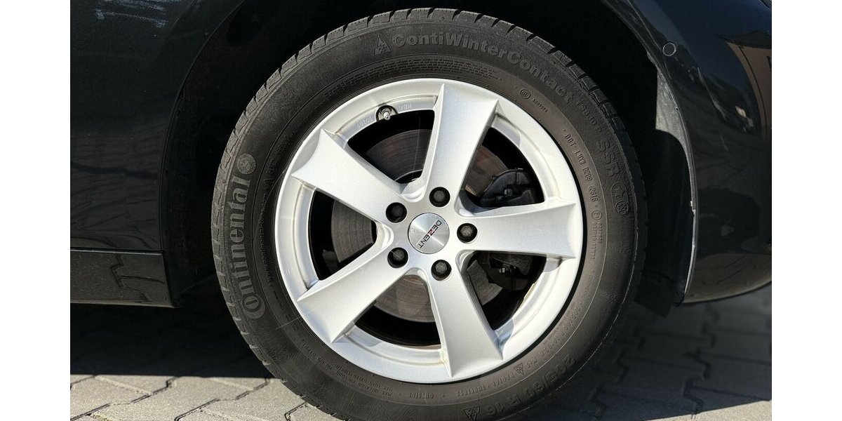 BMW 218 Active Tourer i / Advantage / PANO / Keyless 70.000 km 16.890 &euro; Mönchengladbach 41066