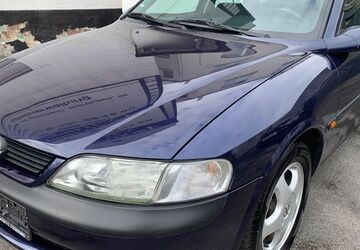 Opel Vectra 103.748 km 2.699 &euro; Düsseldorf 40231