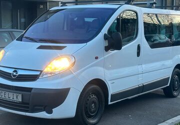 Opel Vivaro 287.000 km 6.600 &euro; Duisburg 47138