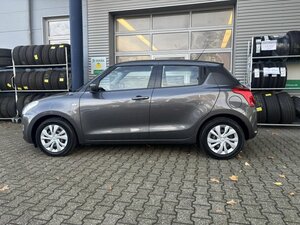 Suzuki Swift 1.2 Club Hybrid +BT+LED+USB+wenig KM 19.476 km 10.989 &euro; Meerbusch 40667