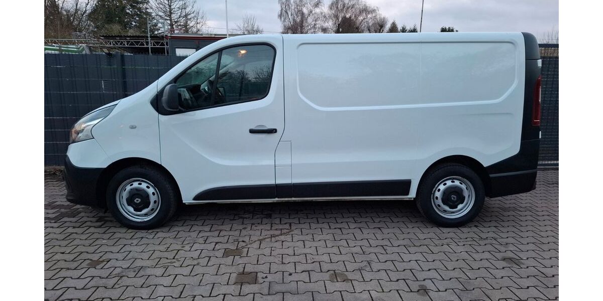 Renault Trafic 110.000 km 10.100 &euro; Düsseldorf 40627