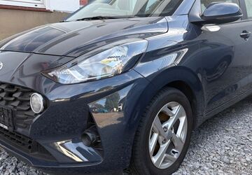 Hyundai i10 22.653 km 12.990 &euro; Solingen 42653