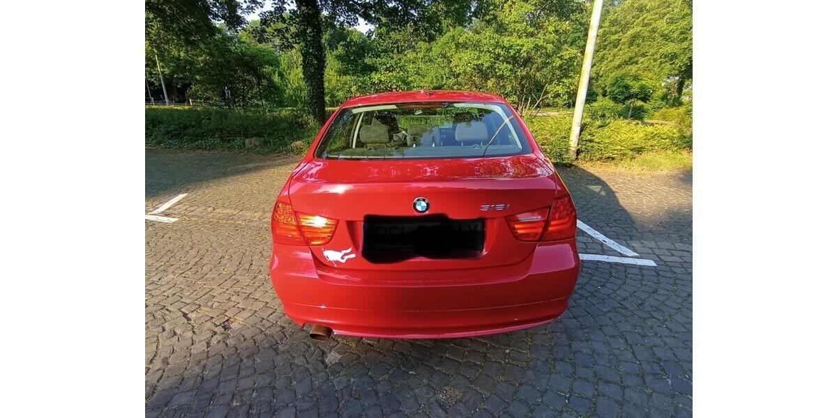BMW 318i 185.000 km 4.000 &euro; Leverkusen 51373
