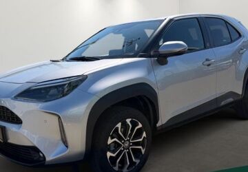 Toyota Yaris Cross 22.382 km 23.470 &euro; Düsseldorf 40233