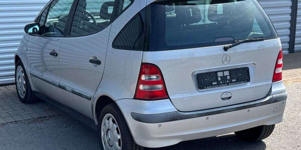 Mercedes-Benz A 160 128.123 km 3.490 &euro; Solingen 42719