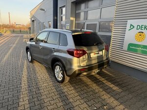 Suzuki Vitara 1.5 Comfort+ AGS +Navi+CarPlay+Sitzhzg.+ 38.225 km 20.444 &euro; Meerbusch 40667