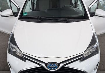 Toyota Yaris 122.500 km 11.499 &euro; Düsseldorf 40227