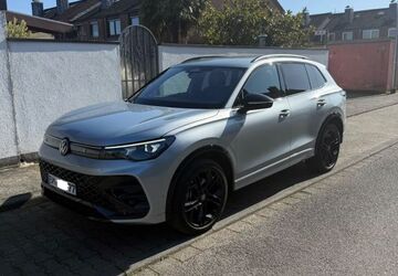VW Tiguan 22.000 km 47.199 &euro; Pulheim 50259