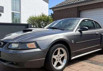 Ford Mustang 162.056 km 9.800 &euro; Mülheim an der Ruhr, Stadt 45475