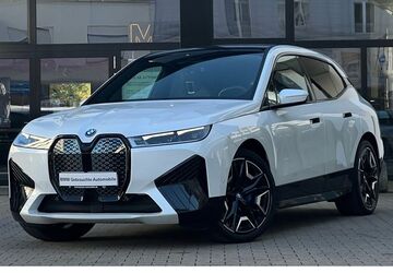 BMW iX 35.137 km 45.460 &euro; Wuppertal 42117