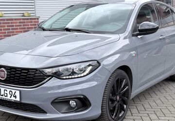 Fiat Tipo 52.000 km 13.400 &euro; Solingen 42699