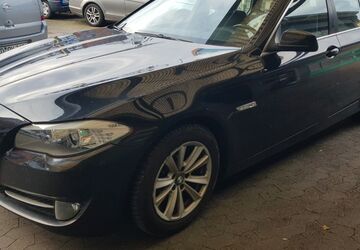 BMW 520 329.000 km 5.599 &euro; Düsseldorf 40231