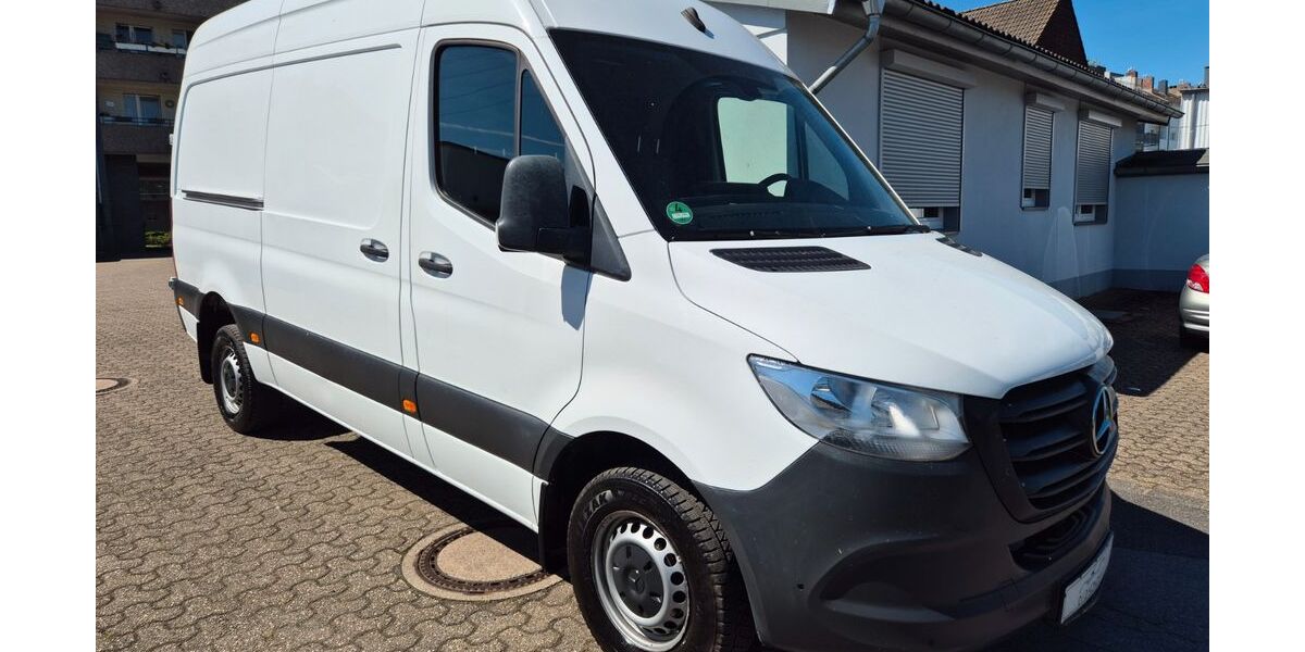 Mercedes-Benz Sprinter 298.000 km 17.500 &euro; Düsseldorf 40591