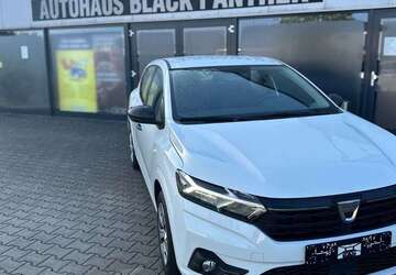 Dacia Sandero 50.000 km 8.999 &euro; Tönisvorst 47918