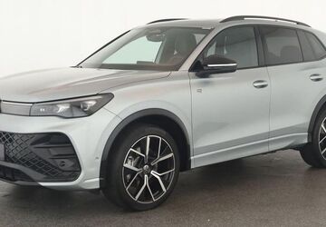 VW Tiguan 10.700 km 46.084 &euro; Düsseldorf 40233