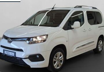 Toyota Proace City 78.300 km 17.750 &euro; Leverkusen 51381