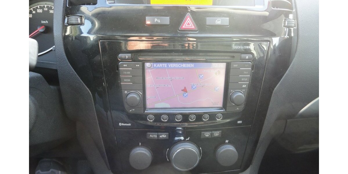 Opel Zafira 1,8 Family Navi Klimatr.PDC 7 Sitzer 136.000 km 6.400 &euro; Neuss 41462