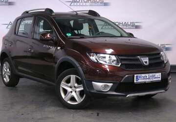 Dacia Sandero 80.000 km 6.490 &euro; Duisburg 47057
